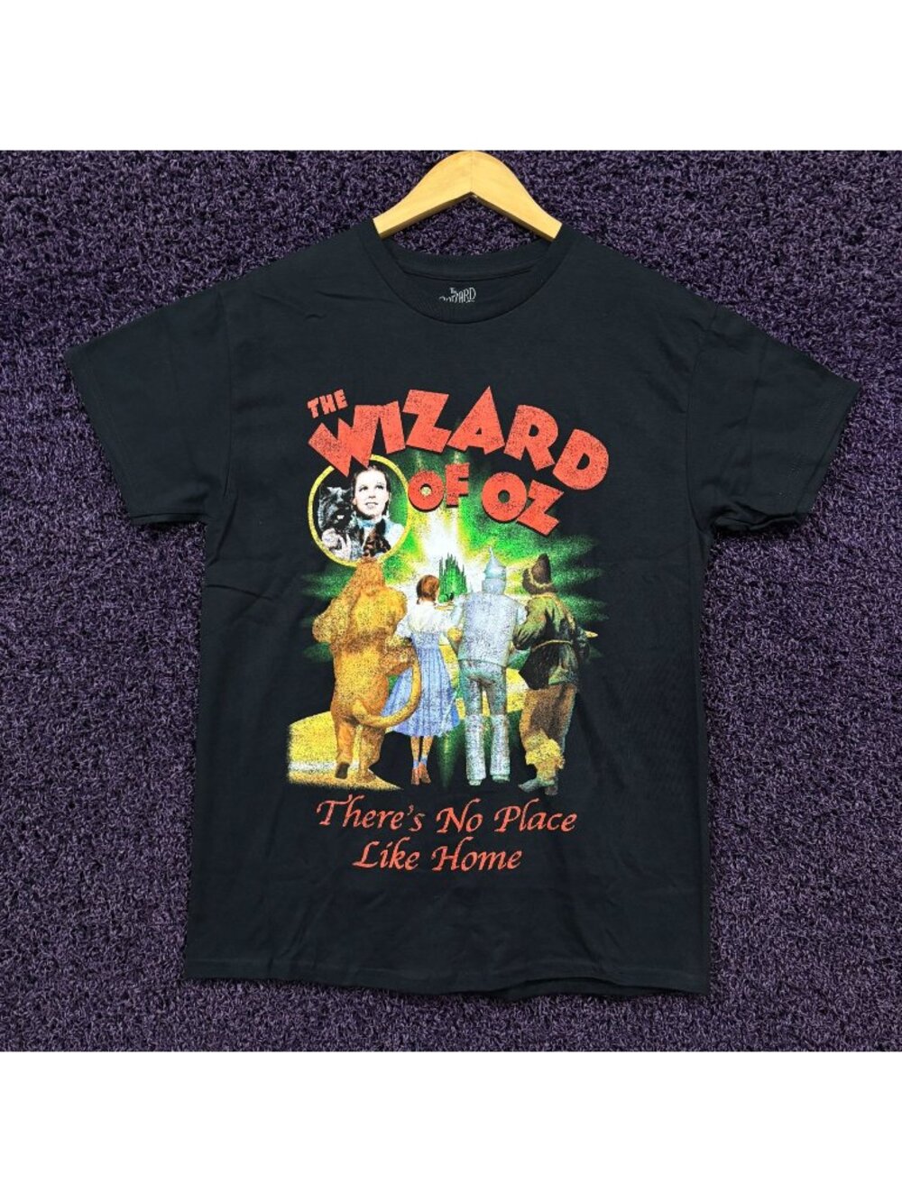 Wizard of Oz Dorothy & Friends No Place Like Home T-Shirt M